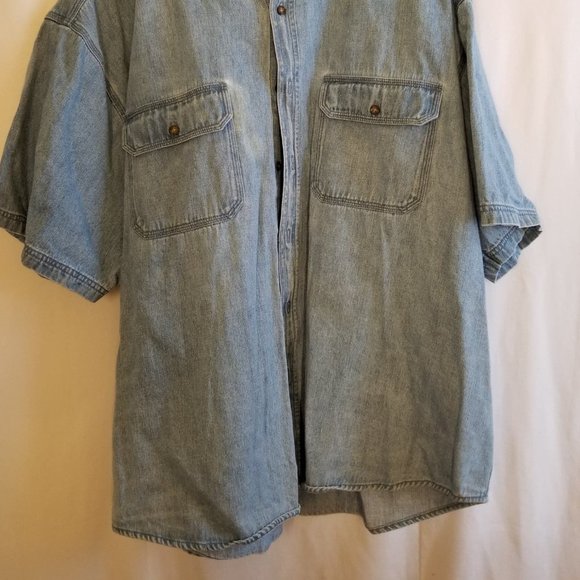 Shirt - Picture 3 of 4